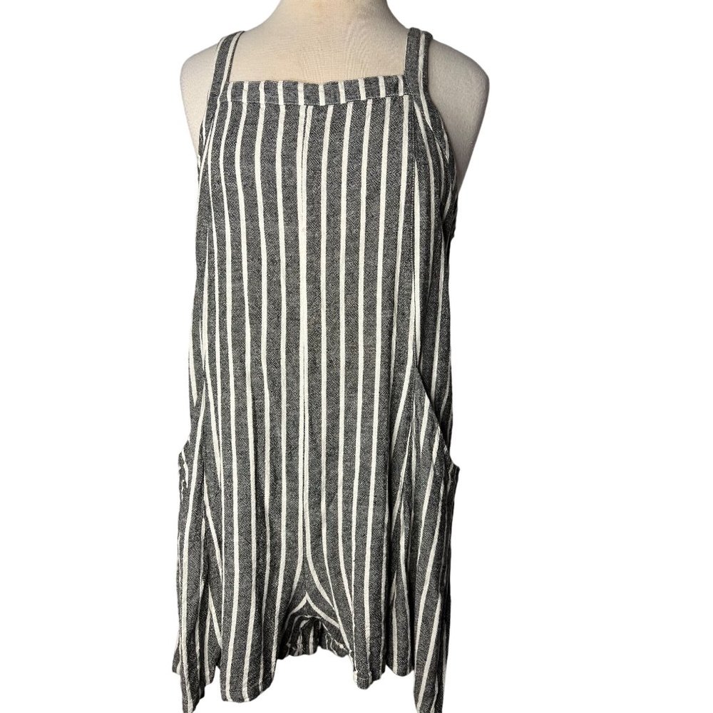 Abound Linen blend Romper Shorts Women's Large Gray White Stripes  Pockets